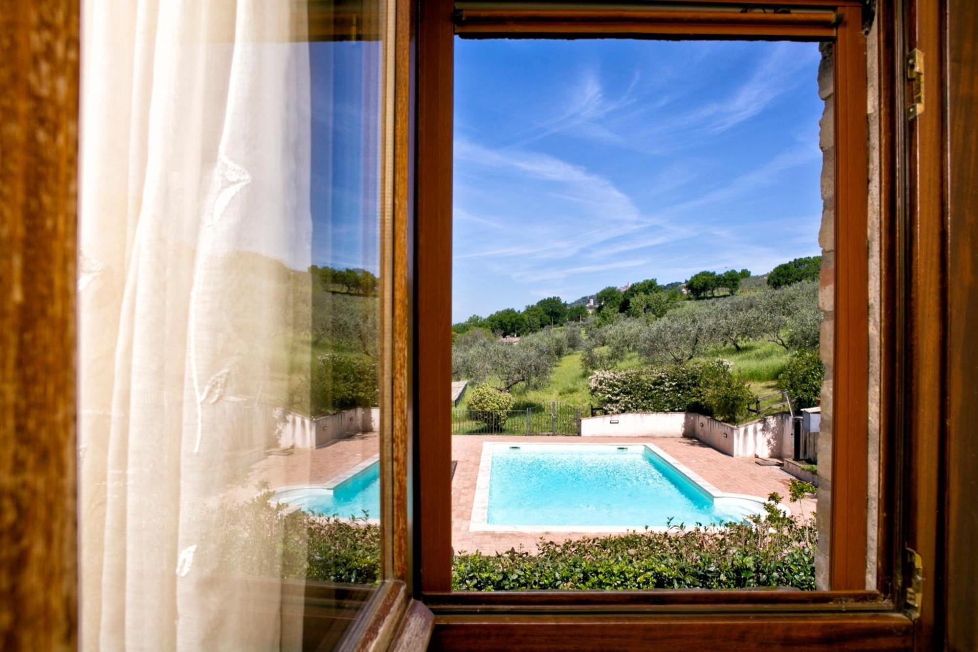 Villa Rosy Assisi Bagian luar foto
